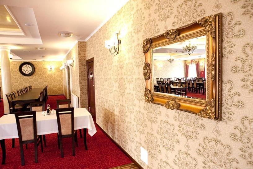Hotel Andersen Rzeszów Esterno foto