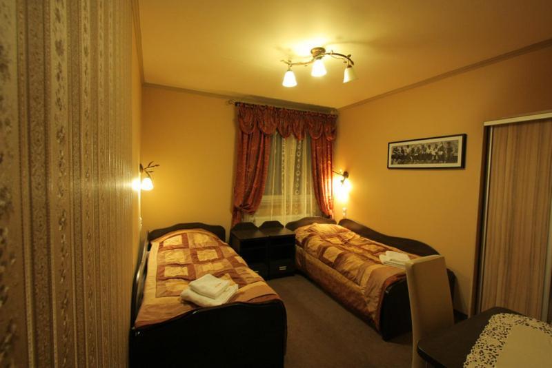 Hotel Andersen Rzeszów Esterno foto
